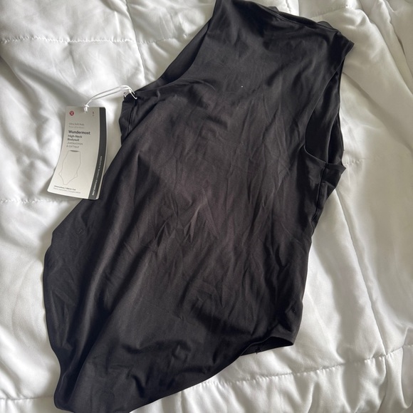🆕🖤 Lululemon Nulu High Neck Sleeveless Bodysuit - Black - Picture 9 of 9